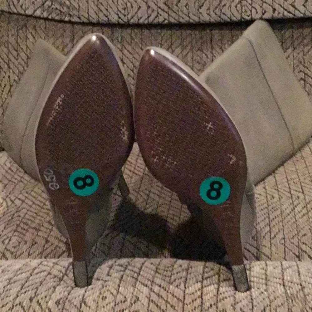 Tory Burch authentic light olive boots